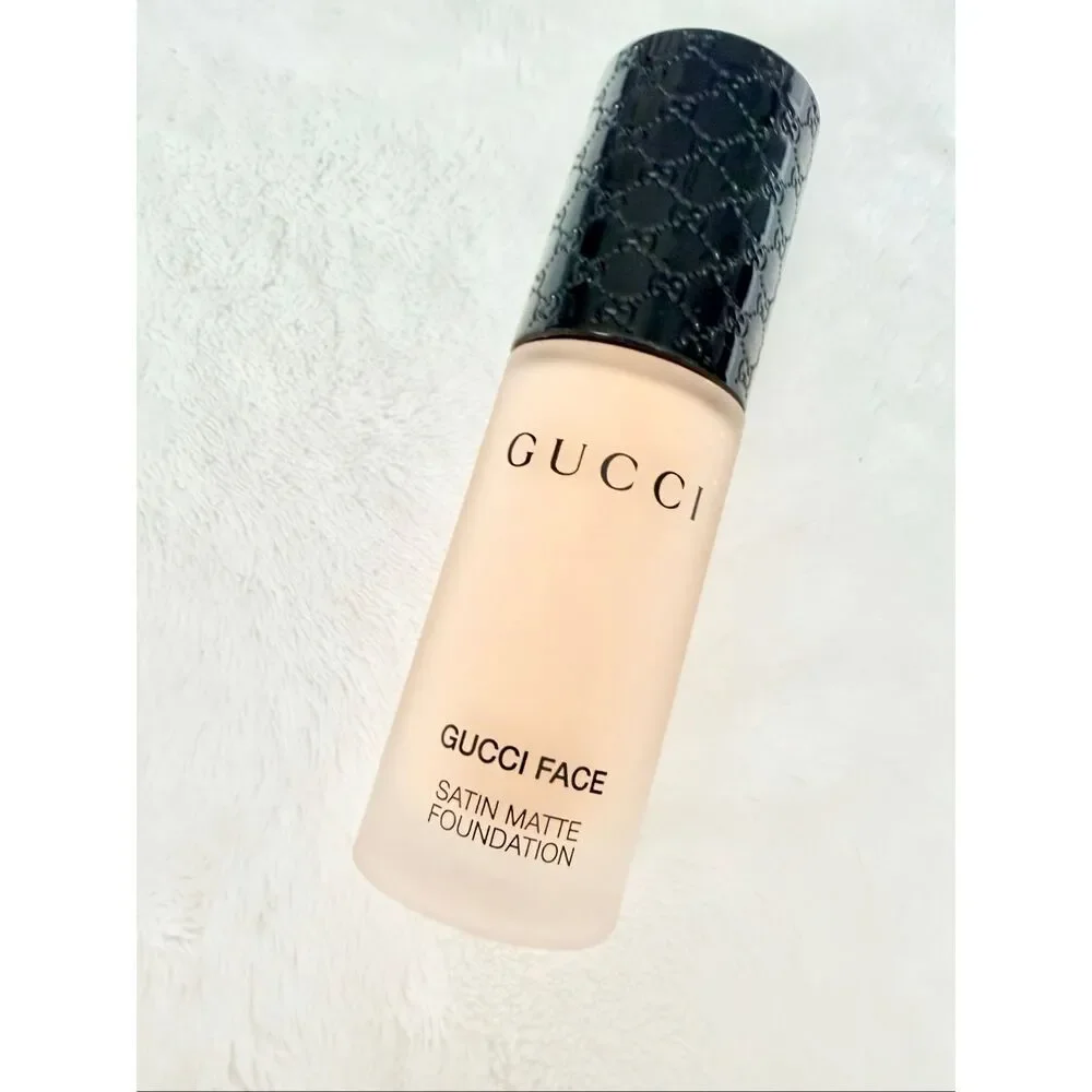 Gucci Face Satin Matte Foundation 070 1.0 oz 30ml Used Once 90%+ Full